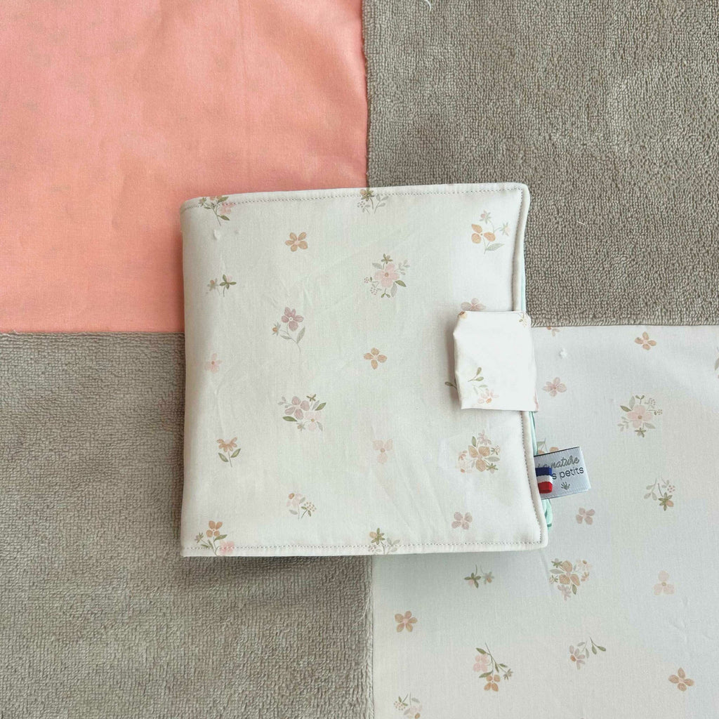 Tapis d’éveil nomade et évolutif – Fleurs/pêche