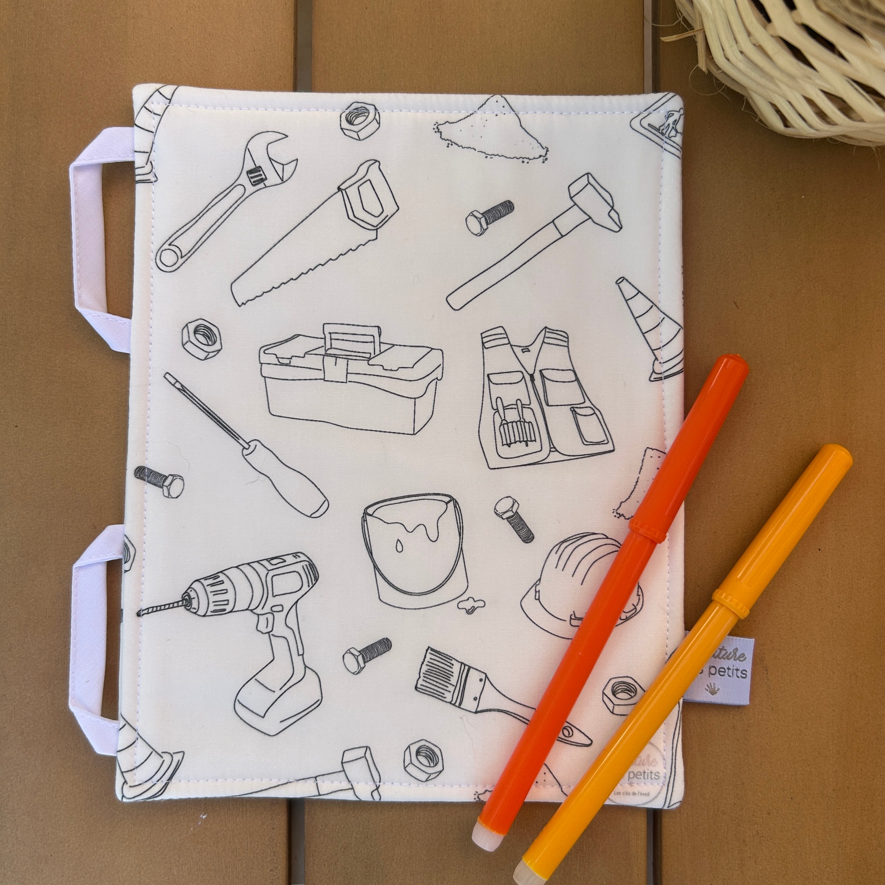 Page mallette d'activités évolutive - Cherche et trouve - Petit bricoleur