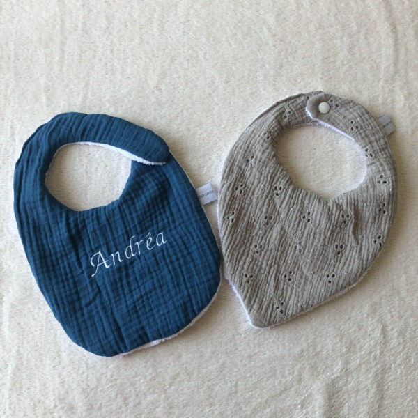 bavoir-bandana-bebe-eponge-cadeau-personnalisation